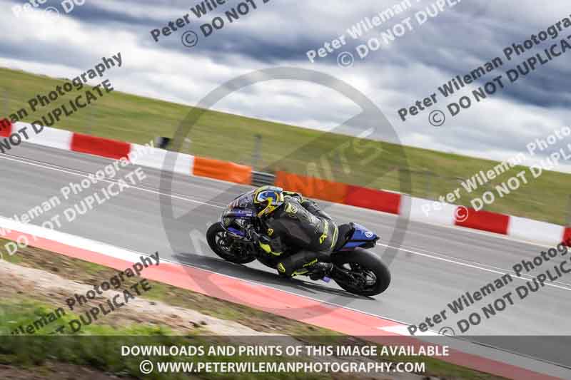 cadwell no limits trackday;cadwell park;cadwell park photographs;cadwell trackday photographs;enduro digital images;event digital images;eventdigitalimages;navarra;no limits trackdays;peter wileman photography;racing digital images;trackday digital images;trackday photos